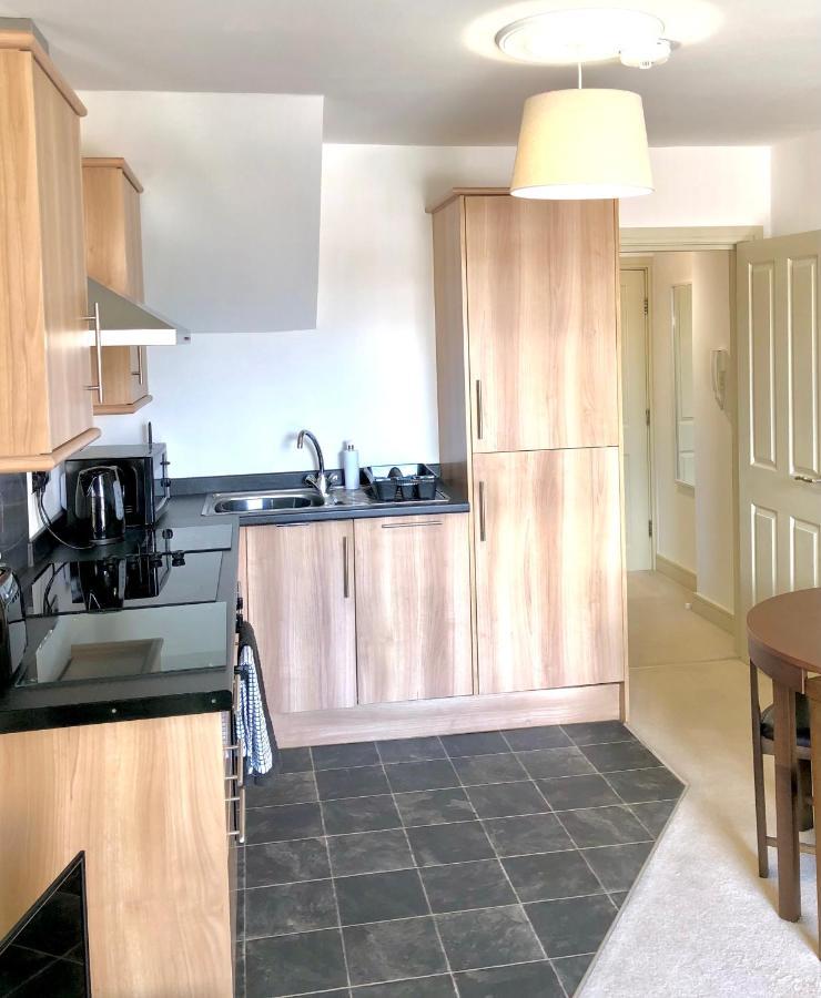 Stylish, Spacious 1 Bedroomed Maisonette In Otley. 奥特利 外观 照片